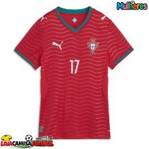 Camisa de Futebol Portugal Rafael Leao #17 Equipamento Principal Mulheres Mundo 2026 Manga Curta